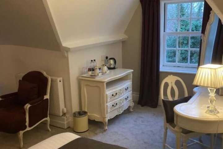 Room 20 of 95