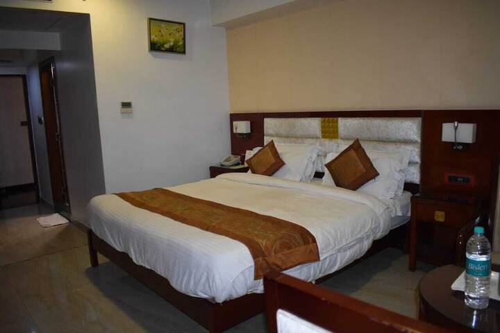 Room 20 of 39