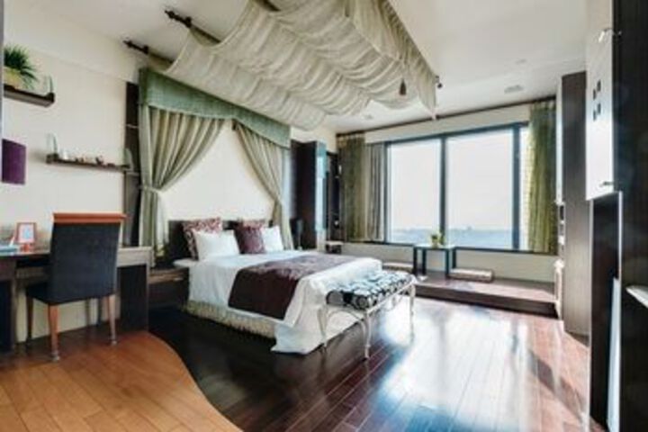 Room 57 of 89