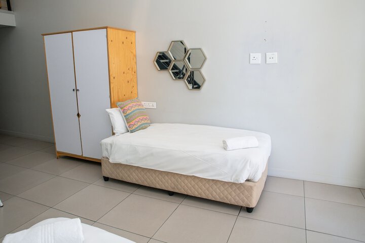 Room 42 of 138