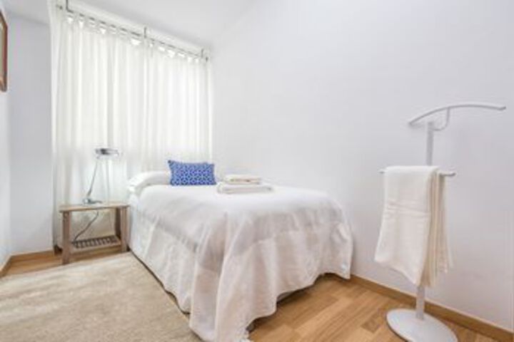 Room 8 of 24