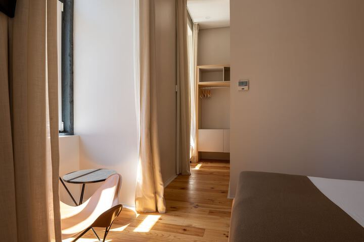 Room 20 of 65