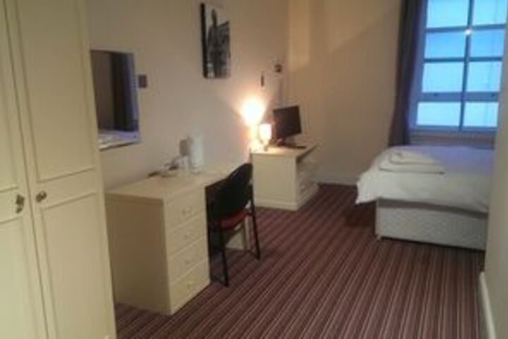 Room 108 of 117