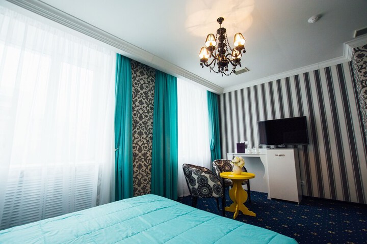 Room 13 of 52