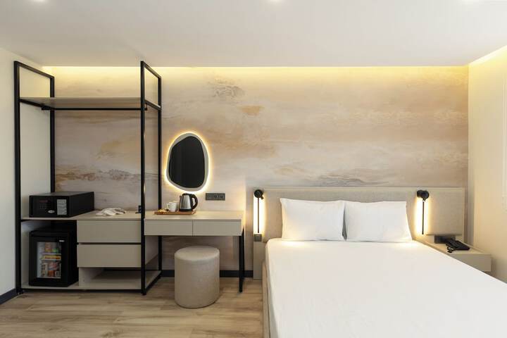 Room 73 of 111