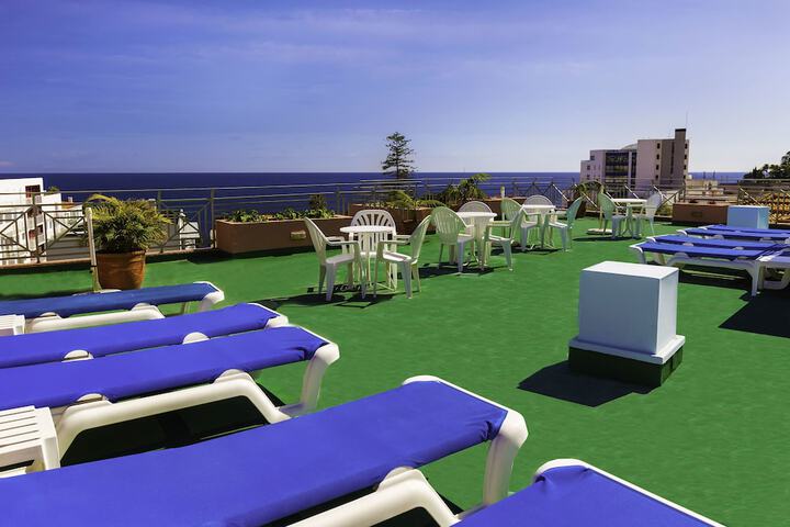 Sundeck