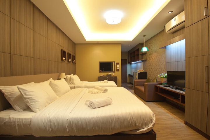 Room 27 of 63