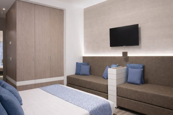 Room 78 of 155
