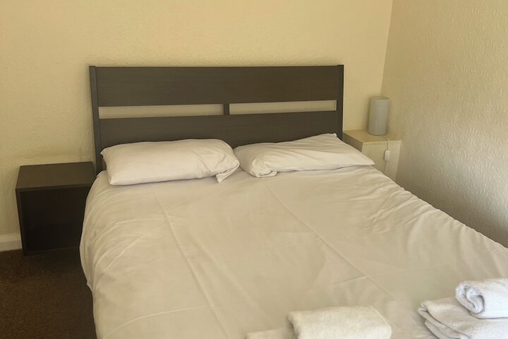 Room 9 of 39