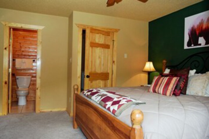 Room 27 of 39
