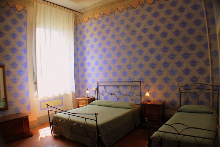 Room 16 of 45