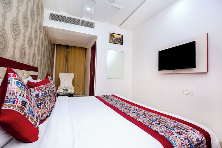 Room 16 of 45