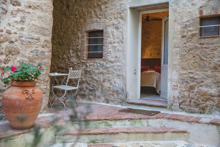 Terrace/Patio 79 of 184