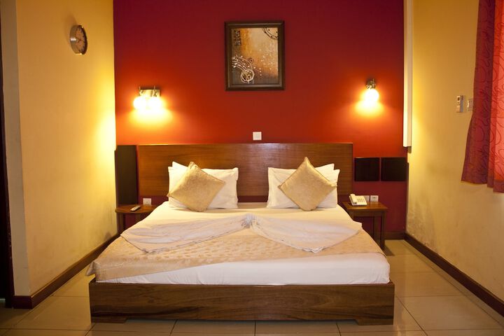 Room 14 of 53