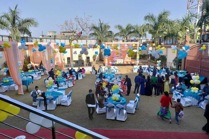 Ballroom/Hall 60 of 68