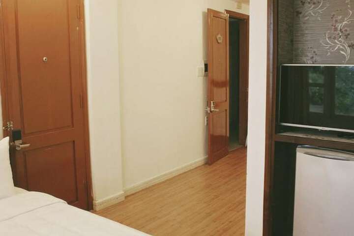 Room 29 of 44