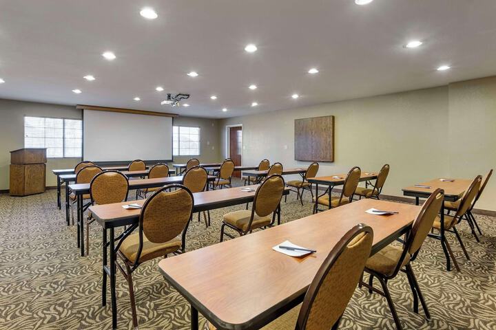 Meeting facility