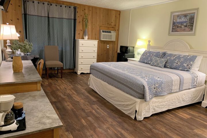 Room 5 of 54