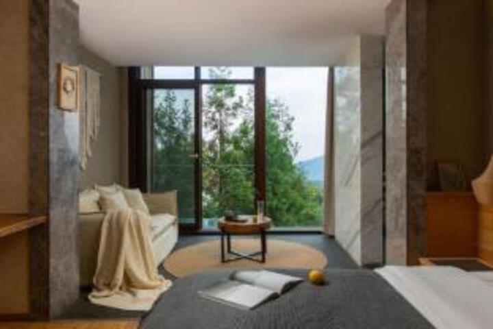 Room 21 of 23