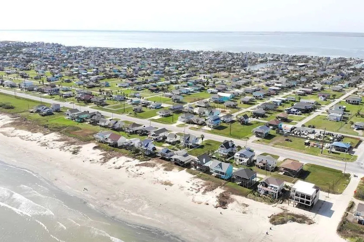 Photo of Frio Isle House
