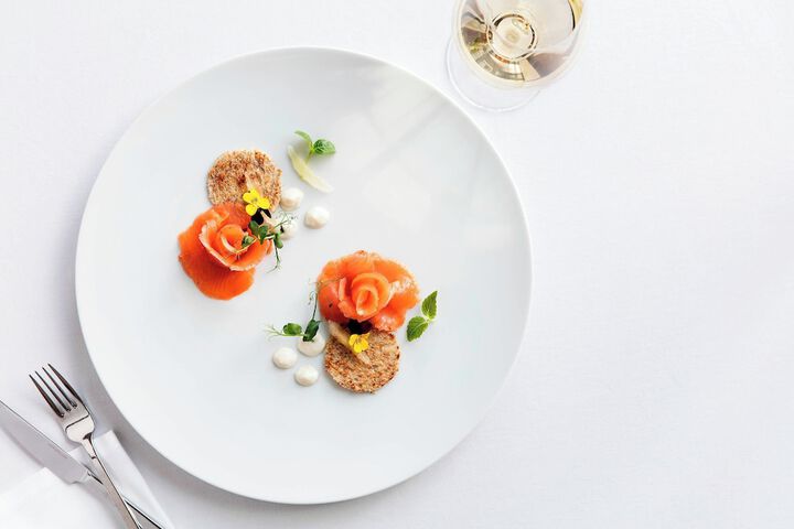 Dining 63 of 96