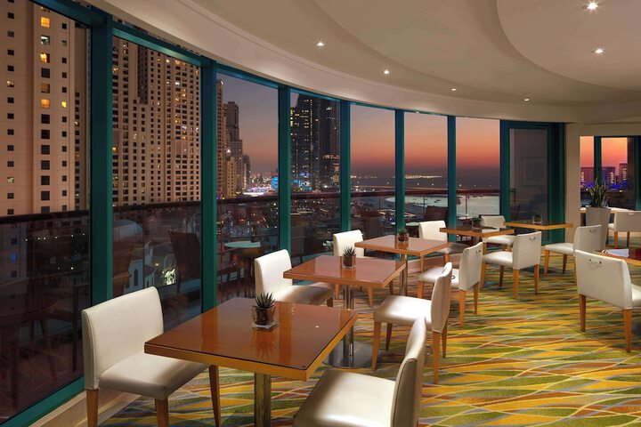 Lounge 206 of 222