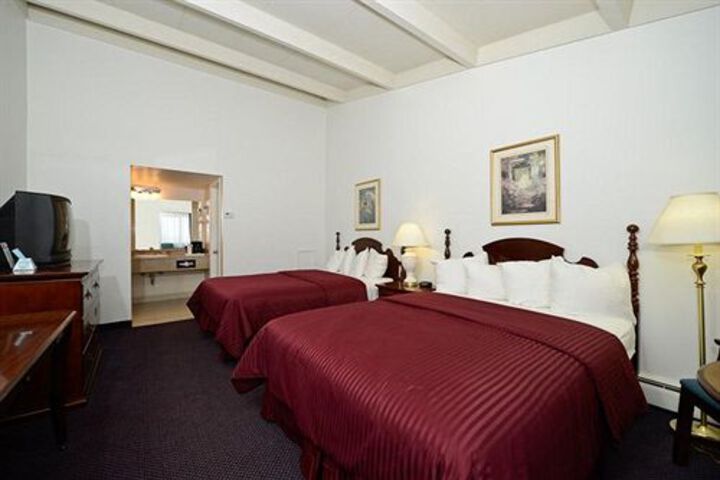 Room 7 of 31