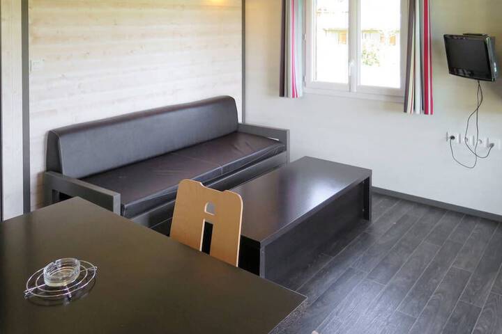 Room 16 of 42