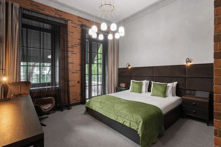 Room 27 of 70