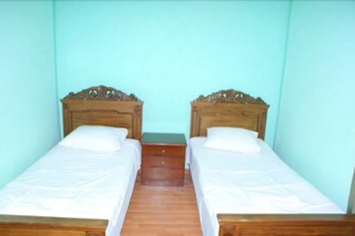 Room 26 of 42