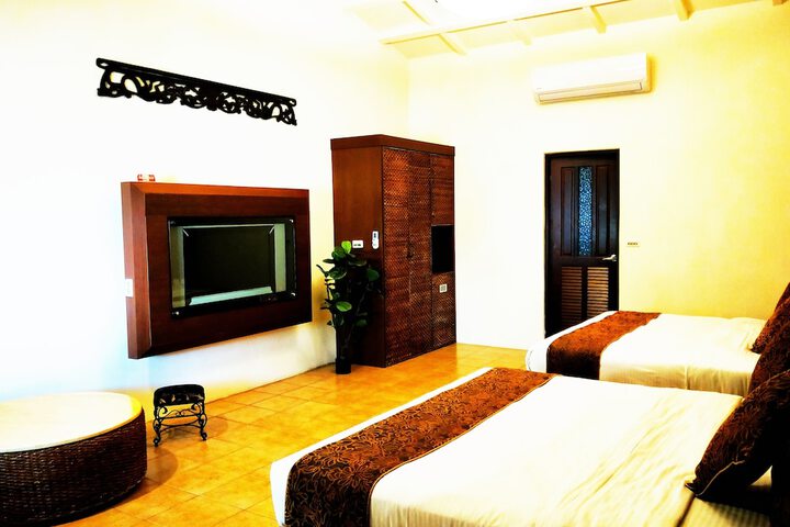 Room 27 of 89
