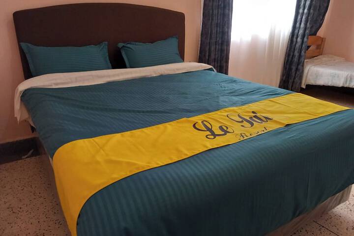 Room 8 of 45
