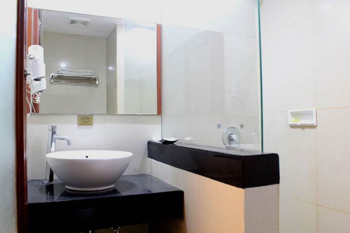 Room 14 of 29