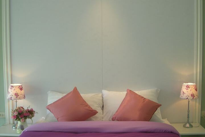 Room 6 of 60