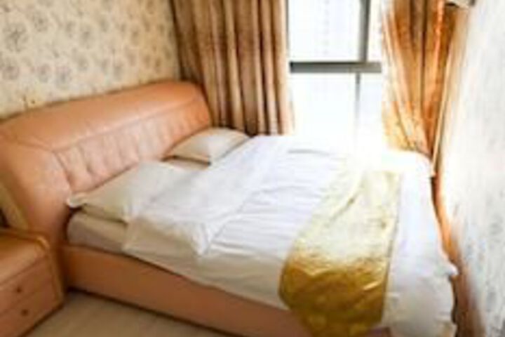 Room 53 of 93