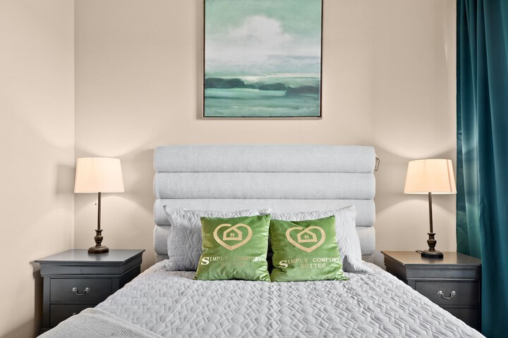 Room 25 of 108