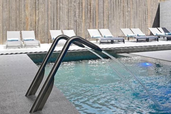 Pool 13 of 41
