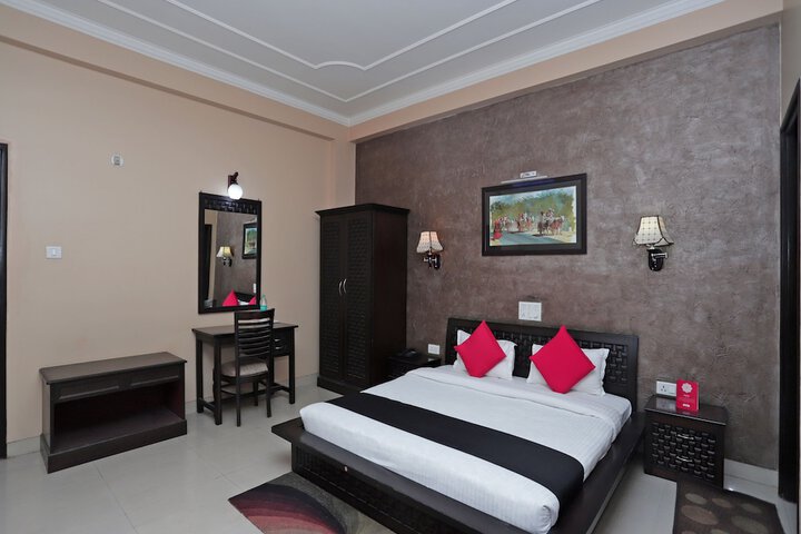 Capital O 40539 Hotel Triputi
