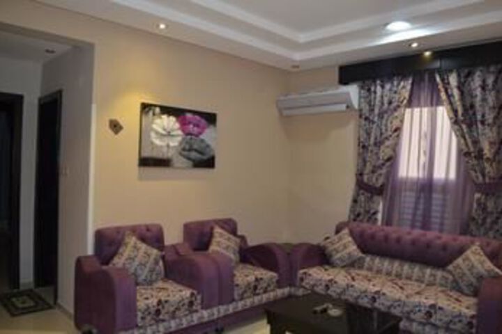 Room 7 of 11