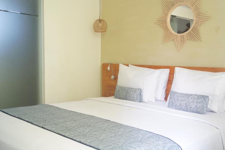 Room 25 of 65