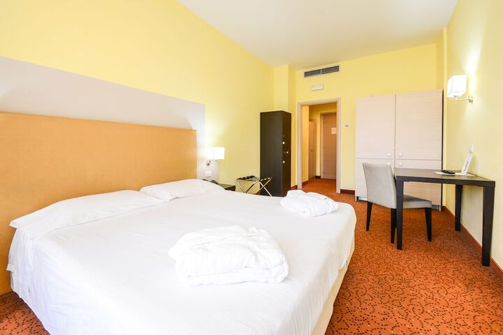 Room 15 of 56