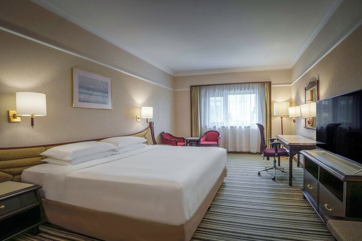 Room 45 of 175