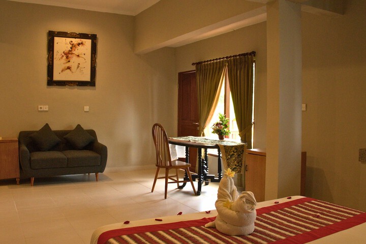 Room 55 of 185