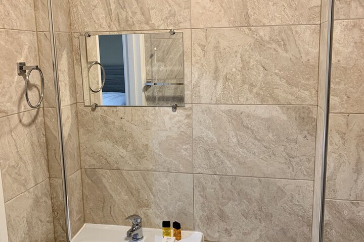 Room 12 of 31