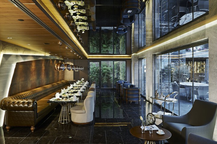 Dining 54 of 81