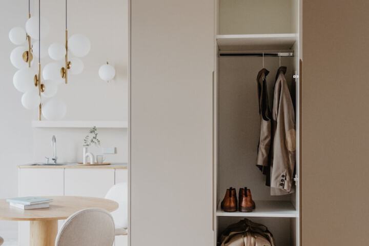 Room 28 of 58