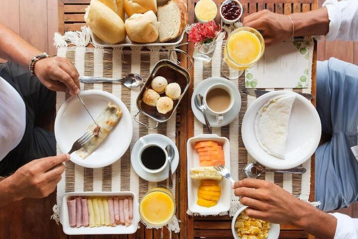 Breakfast/Coffee Service 31 of 44