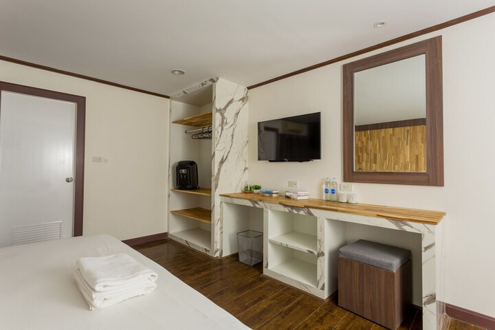 Room 39 of 85