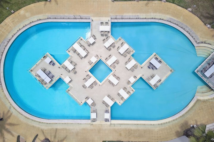 Pool 25 of 47