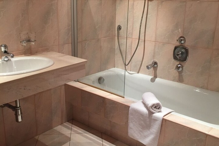 Clean Restrooms
